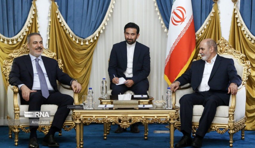 أحمديان: التعاون والتآزر بين إيران وتركيا يرسي الأمن والاستقرار