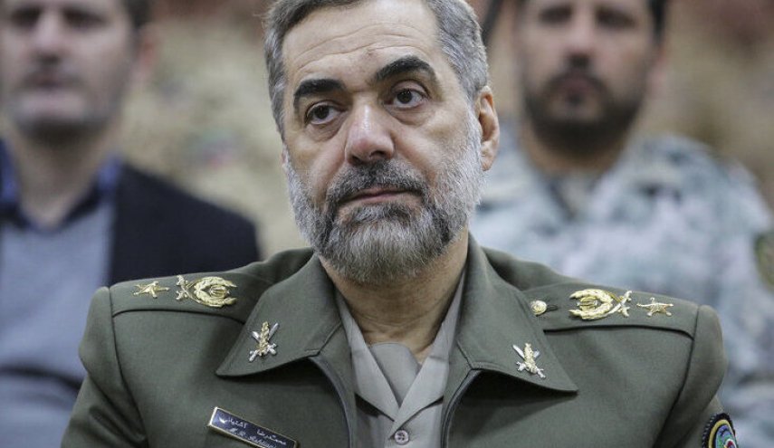 وزير الدفاع الإيراني يتحدث عن العلاقات الدفاعية مع الدول الأخرى قريبا 