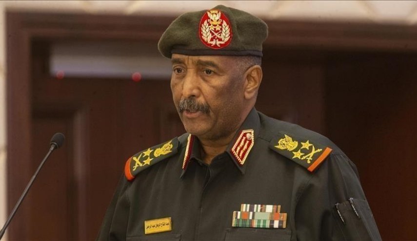 السودان.. البرهان يزور أوغندا والاشتباكات تتجدد في الخرطوم