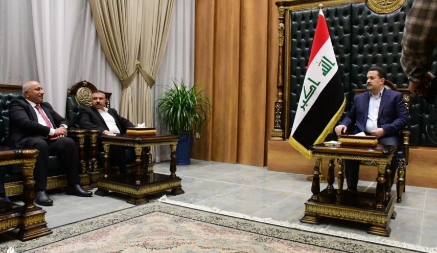 بازدید نخست وزیر عراق از روند خدمات رسانی به زوار حسینی در کربلا