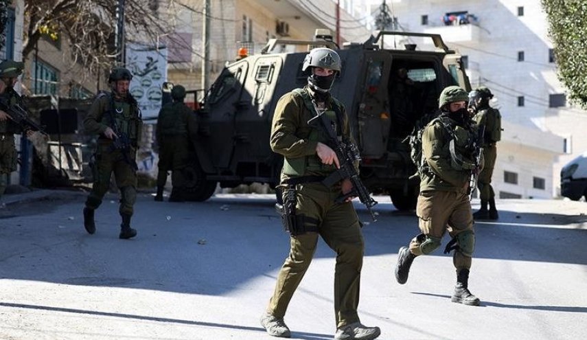 قوات الاحتلال تشن ححملة اعتقالات في مناطق متفرقة من الضفة الغربية