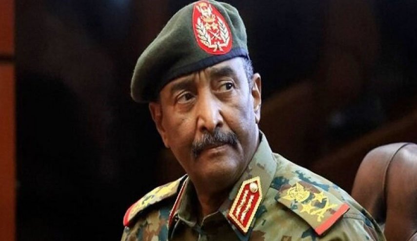 فرمانده ارتش سودان برای گفتگو با امیر قطر به دوحه سفر کرد
