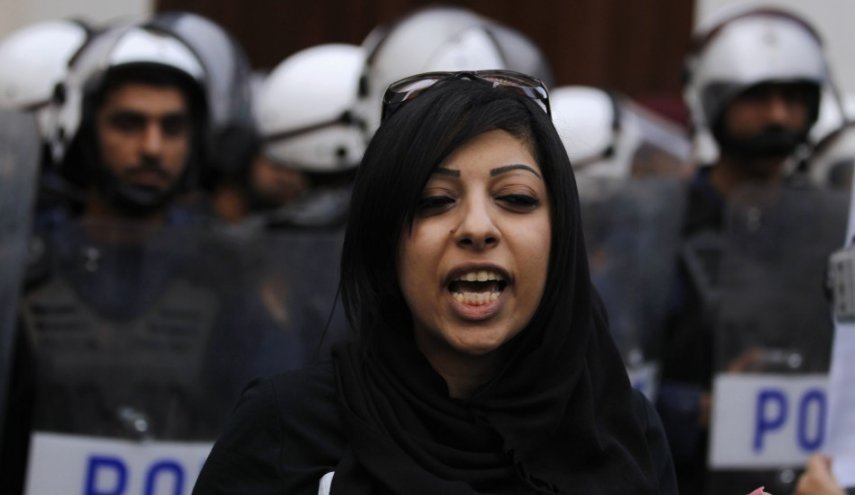 ناشطة حقوقية بحرينية تواجه خطر الاعتقال عند وصولها للمنامة 