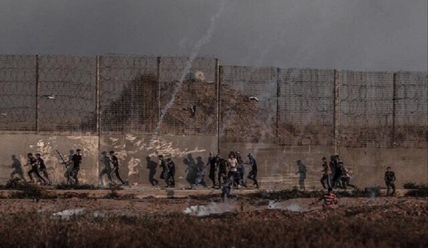 درگیری ها در شرق غزه؛ صهیونیست ها ایست نظامی مقاومت را بمباران کردند