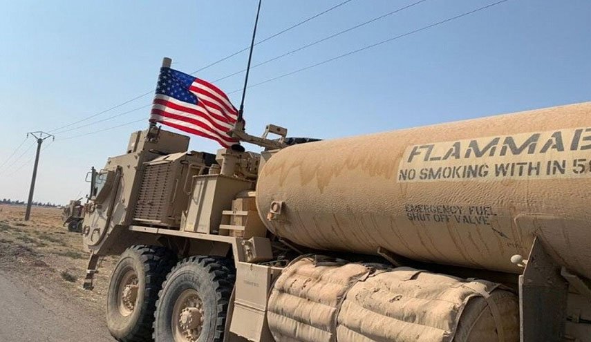 الجيش الأميركي يكثف أنشطته بتصدير النفط السوري المسروق إلى شمال العراق