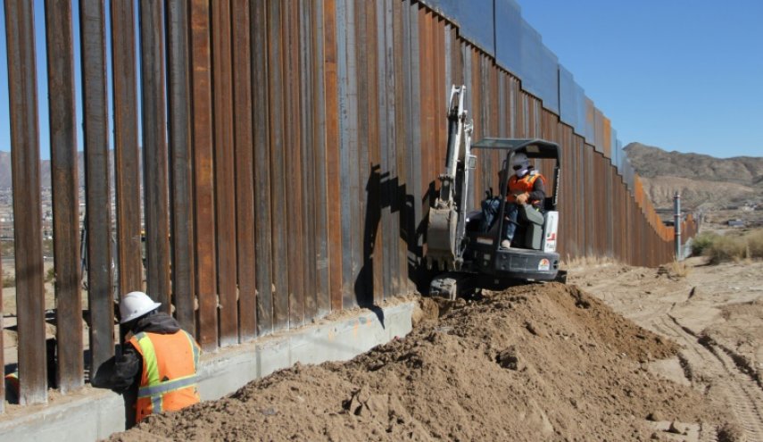 اعتراض مکزیک به ادامه ساخت دیوار مرزی توسط دولت بایدن

