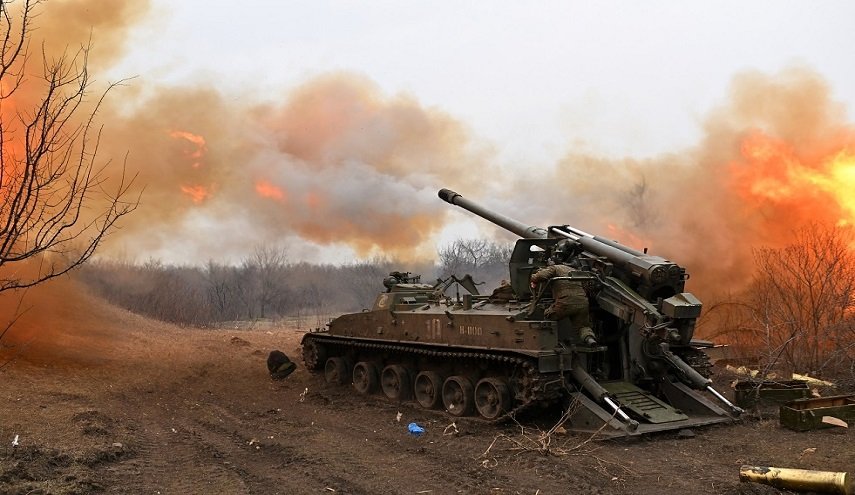 قذيفة مدفعية روسية تستهدف ضباطا كبار من قادة أوكرانيا