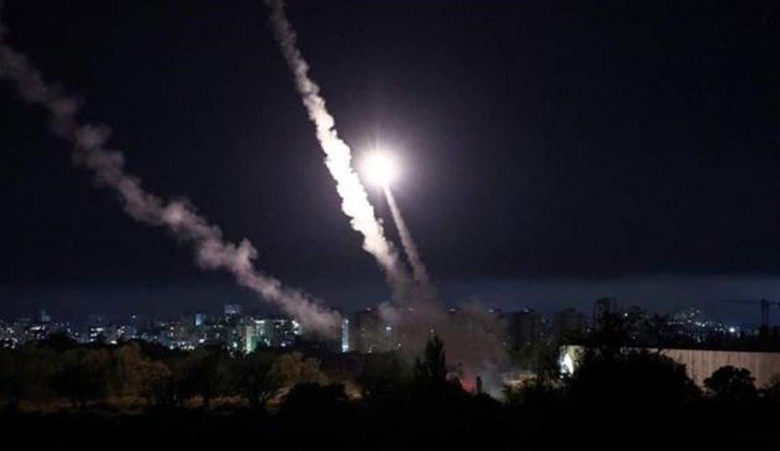 حملات موشکی از سوریه به اراضی اشغالی/ برق جولان قطع شد + فیلم