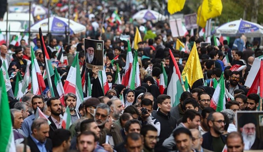 شاهد .. جانب من مسيرات اليوم الوطني لمقارعة الاستكبار العالمي في ايران