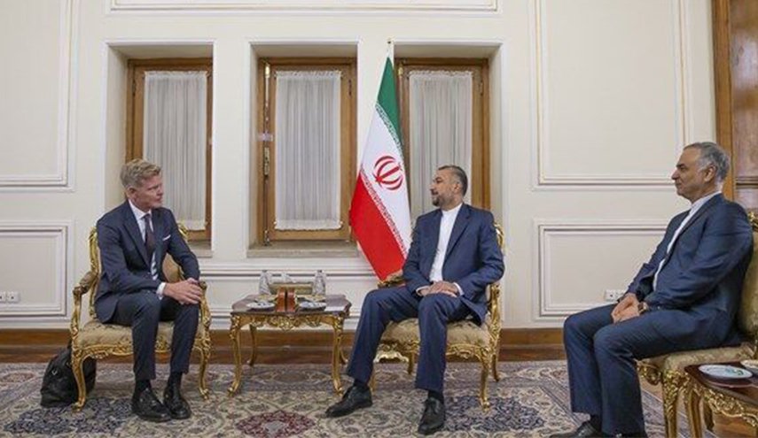وزير الخارجية الإيراني يستقبل المبعوث الأممي إلى اليمن