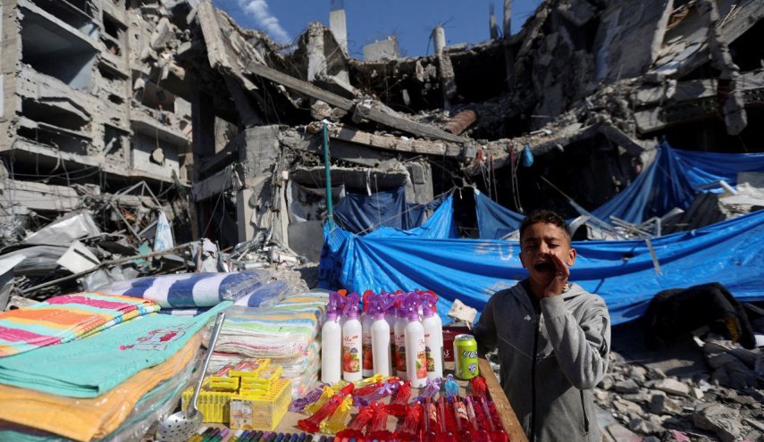 إنها العنقاء.. سوق على أنقاض المنازل في غزة + بالصور