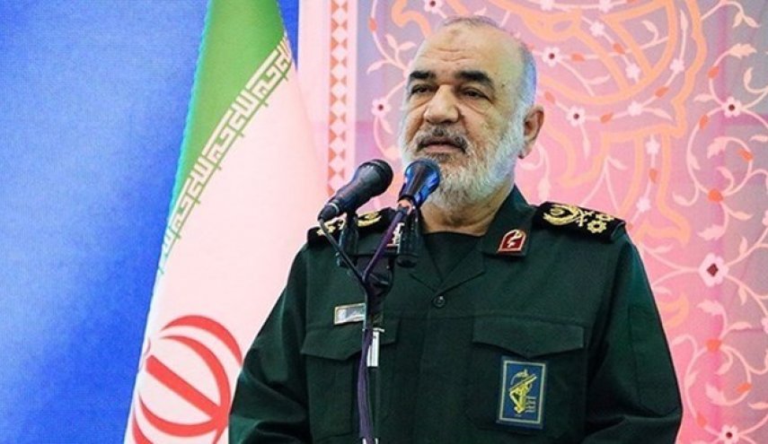 سردار سلامی: رژیم صهیونیستی قادر به اداره یک جنگ طولانی مدت نخواهد بود
