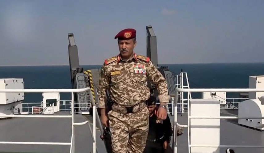 هشدار وزیر دفاع یمن به اسرائیل و آمریکا از روی عرشه کشتی توقیفی «گلکسی لیدر»