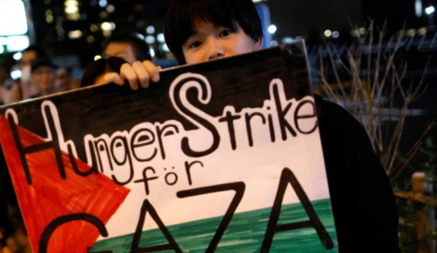 شاعر ياباني يُضرب عن الطعام تضامنا مع غزة!