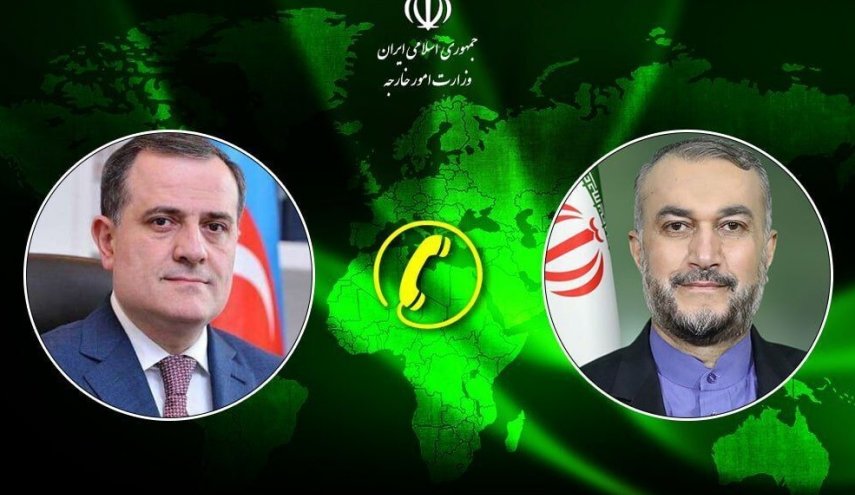 وزيرا خارجية إيران وجمهوریة أذربيجان يناقشان العلاقات الثنائية