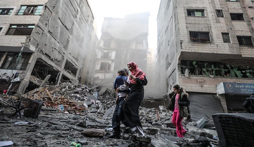 إزدواجية إنستغرام حول غزة.. والمصور عزايزة يعلق