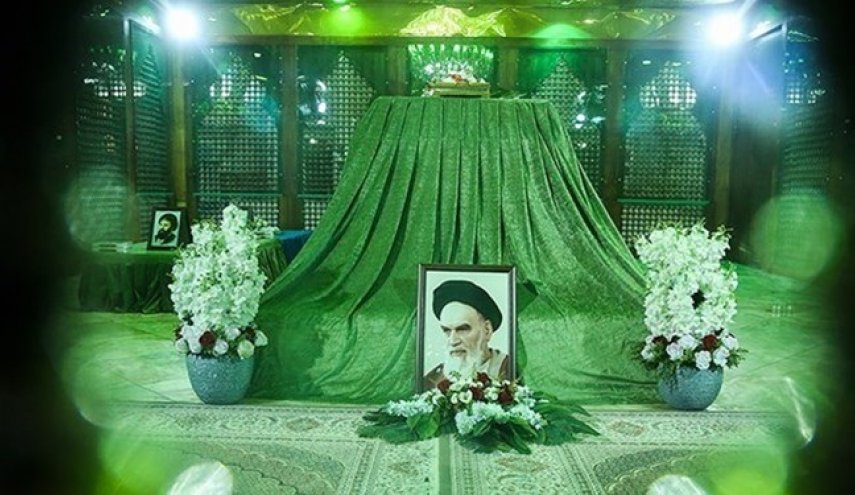 الحكومة الايرانية تجدد العهد والميثاق مع الامام الخميني (ره)