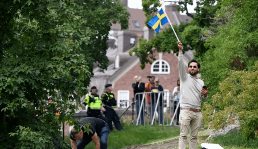 السويد تحسم القرار حول طرد 'سلوان موميكا'من أراضيها
