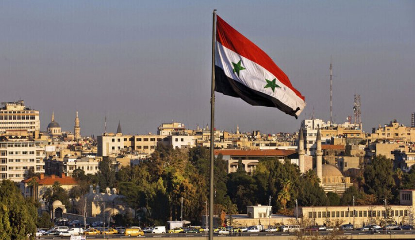 الدفاع الجوي السوري يتصدى لأهداف معادية في محيط دمشق
