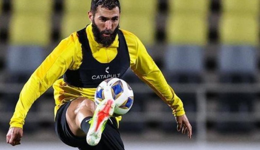 بنزيما يخرج عن صمته: لست لاعب كرة قدم بالسعودية..أنا سفير!