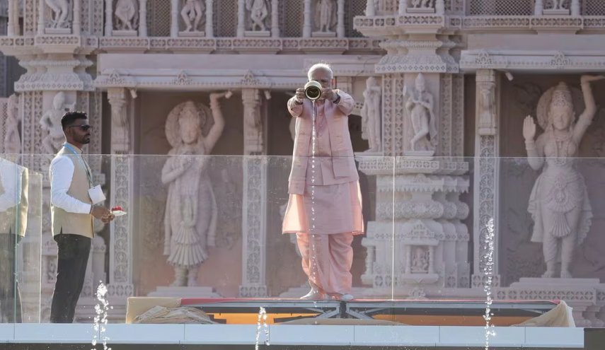 نخست وزیر هند معبد بزرگ هندوها در امارات را افتتاح کرد
