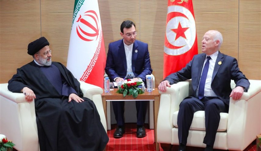 الرئيس الايراني : مستعدون لمشاركة خبرات علمائنا مع تونس