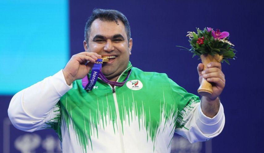 رباع ايراني يحرز ذهبية الوزن الثقيل ببطولة العالم