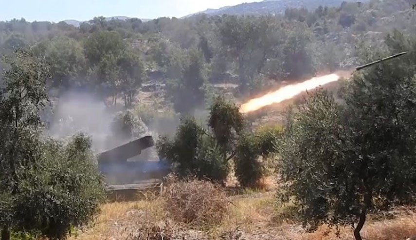 حمله راکتی حزب‌الله لبنان به شهرک «عشر هازیف» رژیم صهیونیستی در پی شهادت 3 امدادرسان