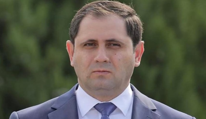 سفر وزیر دفاع ارمنستان به تهران
