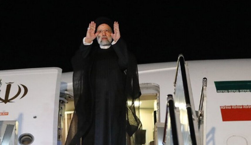 رئيس الجمهورية يغادر محافظة خوزستان عائدا الى طهران  