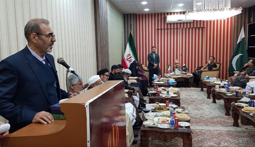 القنصلية الايرانية في كويتا بباكستان ترعى اجتماعا لمكافحة الإسلاموفوبيا
