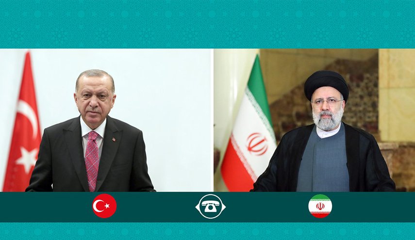 الرئيسان الإيراني والتركي يؤكدان على تعزيز العلاقات الثنائية