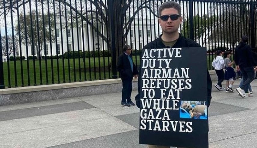 طيار أميركي يواصل إضرابه عن الطعام تنديدا بالعدوان على غزة