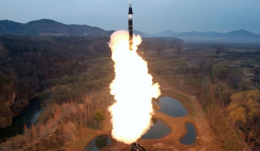 کره شمالی بار دیگر آزمایش موشکی انجام داد
