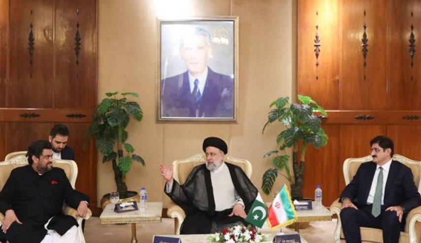 رئیسی: توسعه همکاری با کشورهای همسایه از اولویت‌های سیاست خارجی ایران است