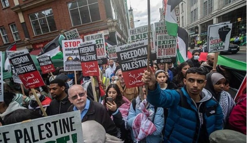 تجمع حامیان فلسطین مقابل ساختمان وزارت تجارت انگلیس