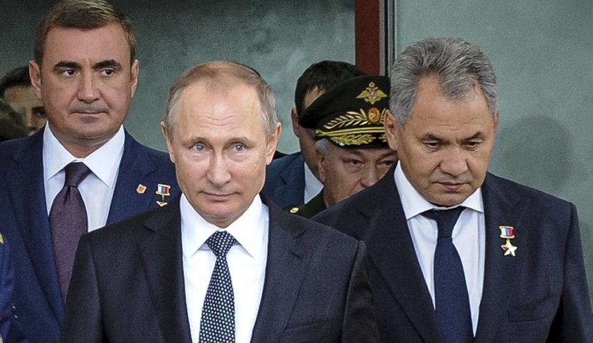 لماذا عين بوتين مدنيا ليس له خلفية عسكرية وزيرا للدفاع؟!