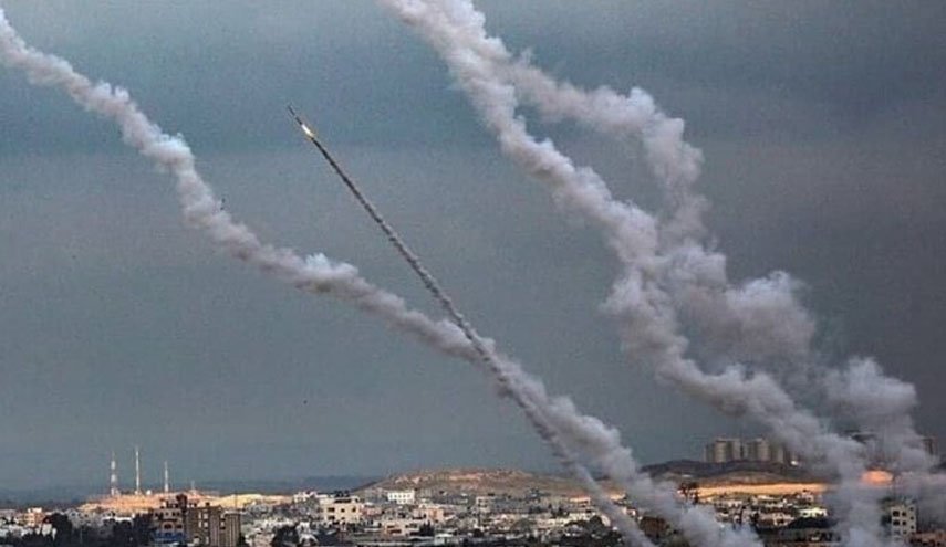 حمله موشکی گسترده «القسام» به تل‌آویو از جنوب غزه/ شنیده شدن 15 مورد صدای انفجار در تل آویو+ ویدیو