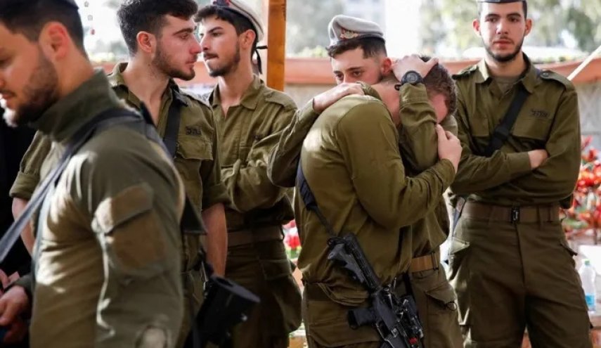 صور.. جنود الإحتلال في ثياب النساء.. ماذا وراء الصور؟