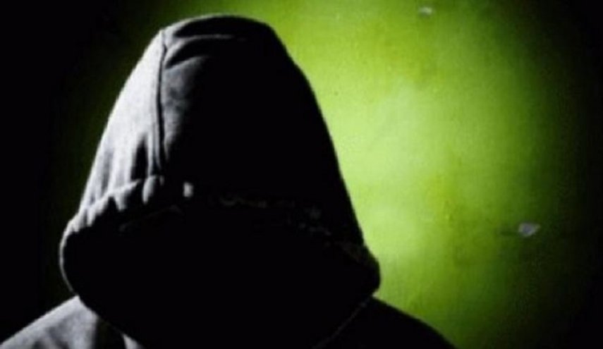 غزة/ضبط متخابرة تعمل على استدراج زوجات أسرى..من هي ختام؟