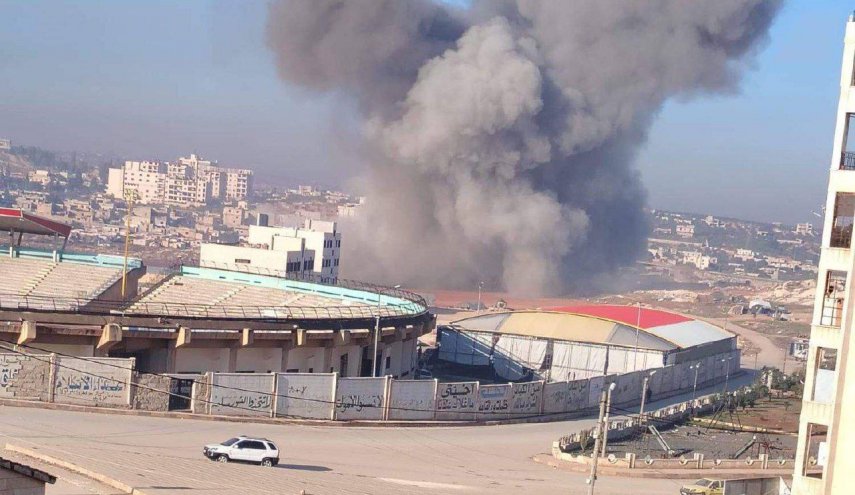 مصدر ميداني للعالم: المسلحون ينسحبون من مواقع بريف حماة بسبب الغارات