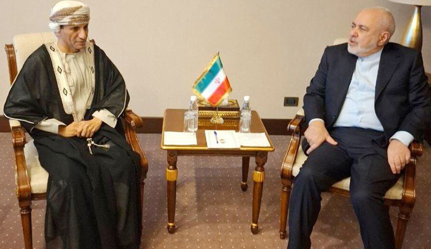 ظريف يلتقي مبعوث الأمم المتحدة في العراق