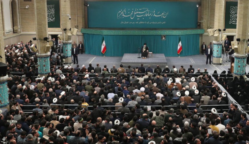 قائد الثورة: تهديد العدو ضد بلدنا وشعبنا لم ينجح