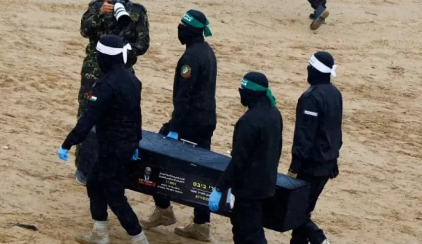 الإعلام العبري يكشف نتائج فحص هوية الأسيرة 