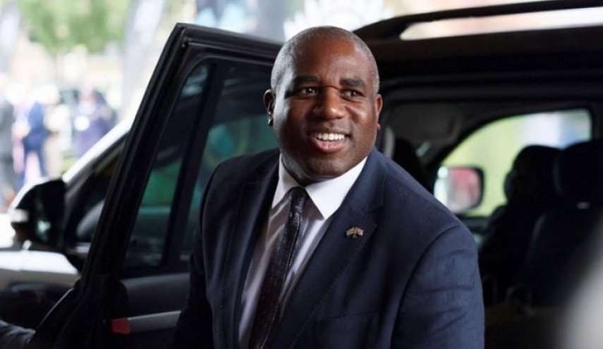 بريطانيا ستعلن 'حزمة كبيرة من العقوبات' ضد روسيا