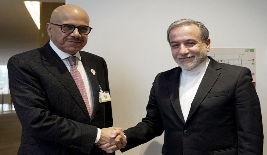 في المقر الأوروبي للأمم المتحدة.. عراقجي يلتقي نظيريه البحريني والأرميني