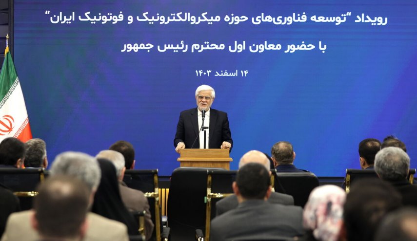 عارف: صناعات ايران العسكرية لا تنحصر بالدفاع عن البلاد وانما لدعم الجيران والحلفاء