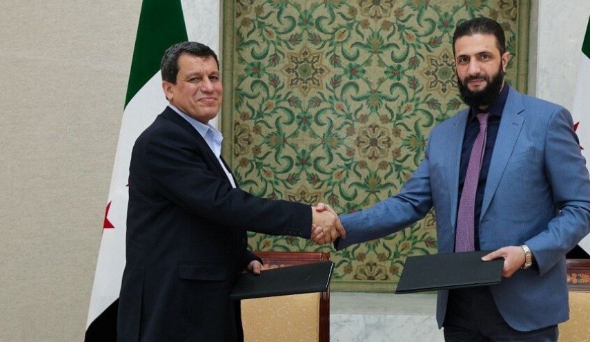 الجولاني ومظلوم عبدي يوقعان اتفاقا لدمج 