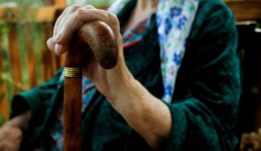 بالصورة.. معمّرة عمرها 111 عاما تكشف سر 'الحياة المديدة'
