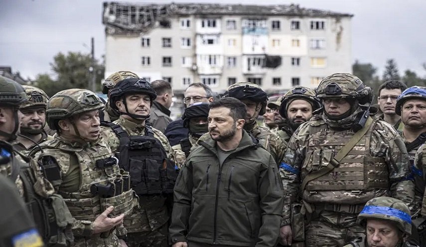 بريطانيا وفرنسا تناقشان إمكانية نشر قوات حفظ السلام في أوكرانيا